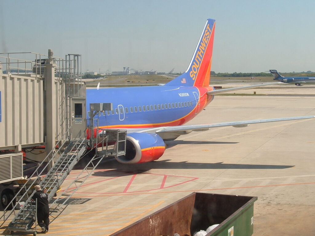 Southwest Airlines Boeing 737-3H4 CN/MSN: 27693 LINE No: 2697 at the gate