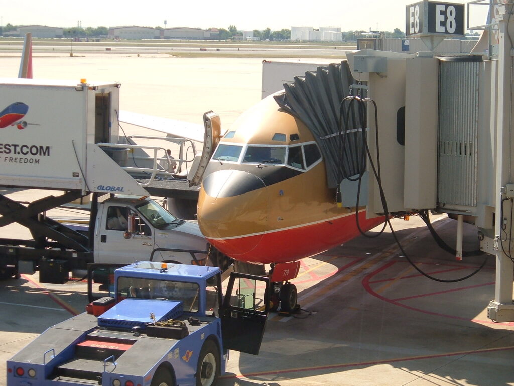 Southwest Airlines Boeing 737 NG 7H4, S/n 30589 LN:595