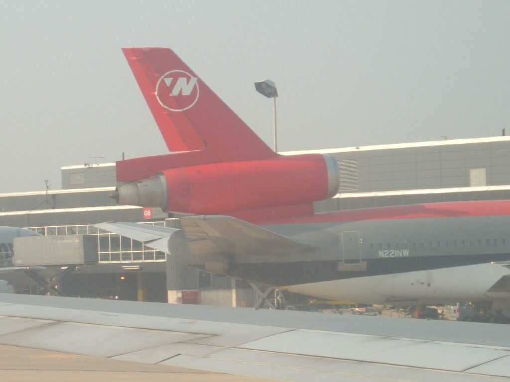 Slightly different closer view of the aft section - Northwest Airlines, McDonnell Douglas DC-10-30, N221NW Seen at Minneapolis-St. Paul gate G8 in 10-Sep-2005.